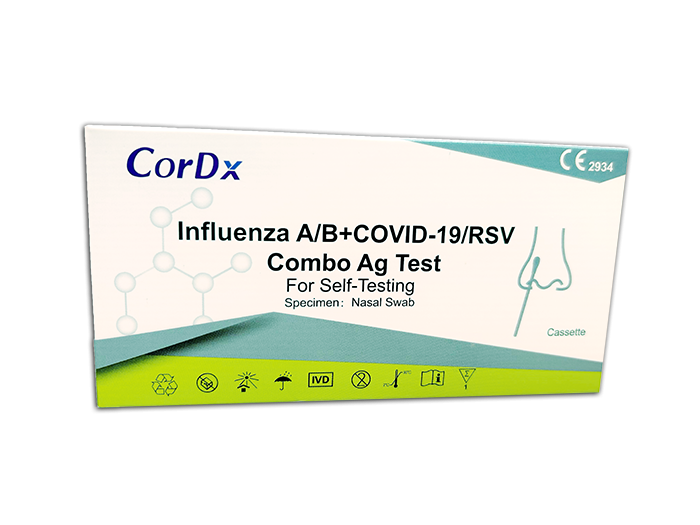 marienapo1140-4fachtest.png Verpackung eines Covid-19, Influenza A/B und RSV Testkits für Selbsttests, mit Angaben zur Probenahme.