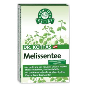 Verpackung von Dr. Kottas Melissentee mit Kräutern auf grünem Hintergrund.