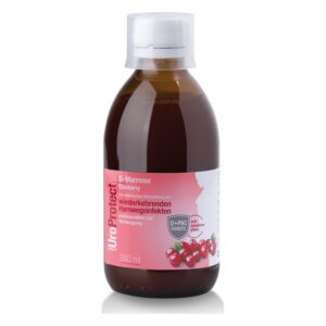 Braunfarbener Sirup in einer durchsichtigen Flasche mit weißem Deckel und roter Beschriftung zur Behandlung von Harnwegsinfekten.