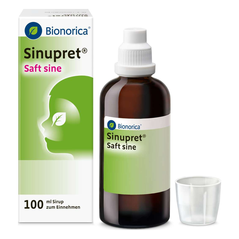 Braune Flasche mit Sinupret-Sirup von Bionorica und einer Messbecher auf der Verpackung.