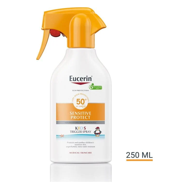 Sonnenschutzspray für Kinder in einer weißen Sprühflasche mit orangenem Sprühkopf, LSF 50, 250 ml.