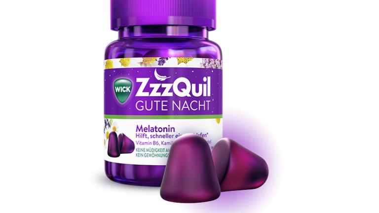 Lila Flasche mit Deckel und zwei lila Gelee-Drops, beworben als Schlafhilfe mit Melatonin.